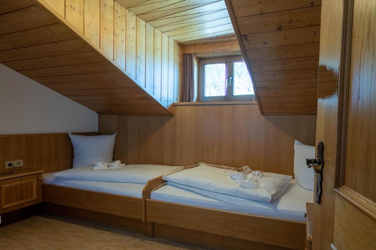 Hotel-Gasthof Andreas Obertilliach Exterior foto